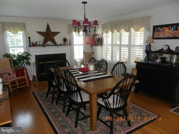 16429 Old Frederick Road Mount Airy, MD 21771 - Photo 1 of 21 Dining Room