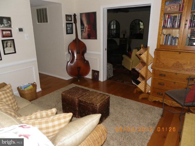 16429 Old Frederick Road Mount Airy, MD 21771 - Photo 2 of 21 Interior (General)