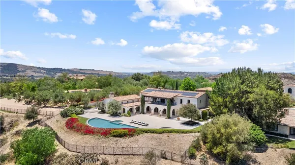 $16,880,000 | 40 Echo Glen, Irvine, CA 92603