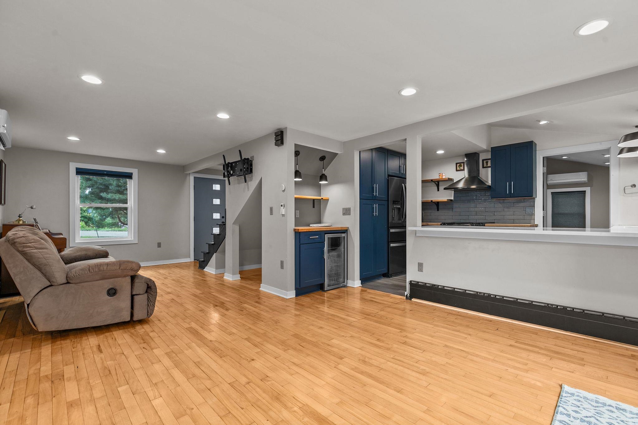 2084 Point Comfort Road Oshkosh, WI 54902 - Photo 14 of 45