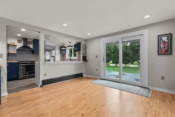 $379,900 | 2084 Point Comfort Road, Oshkosh, WI 54902