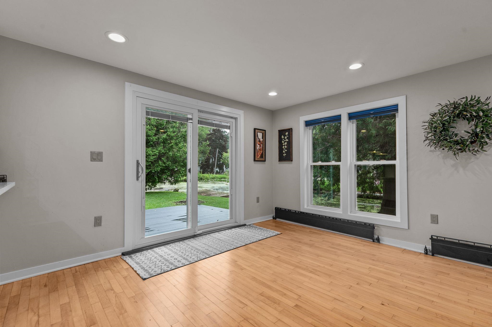 2084 Point Comfort Road Oshkosh, WI 54902 - Photo 18 of 45