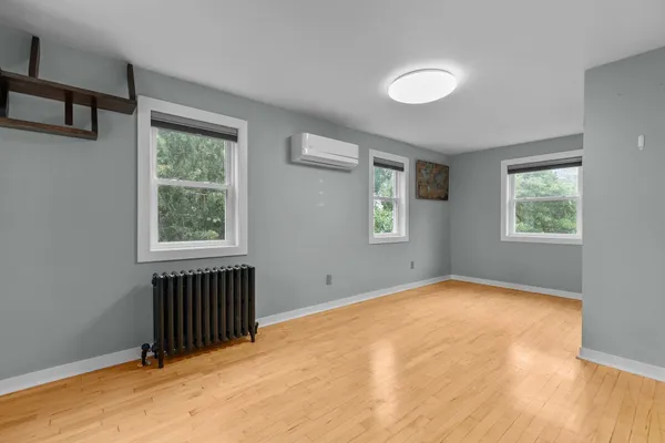 $379,900 | 2084 Point Comfort Road, Oshkosh, WI 54902