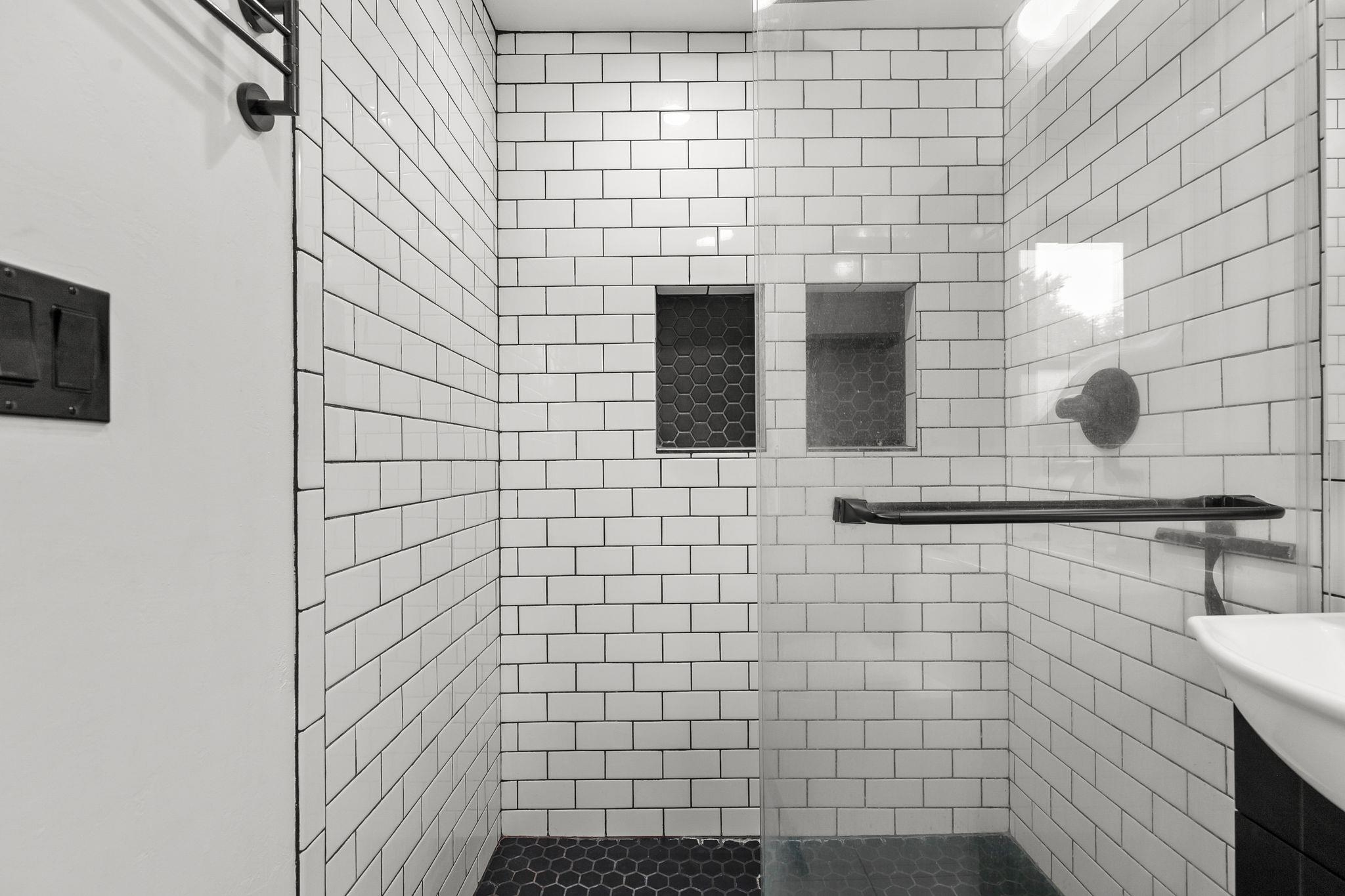 2084 Point Comfort Road Oshkosh, WI 54902 - Photo 30 of 45