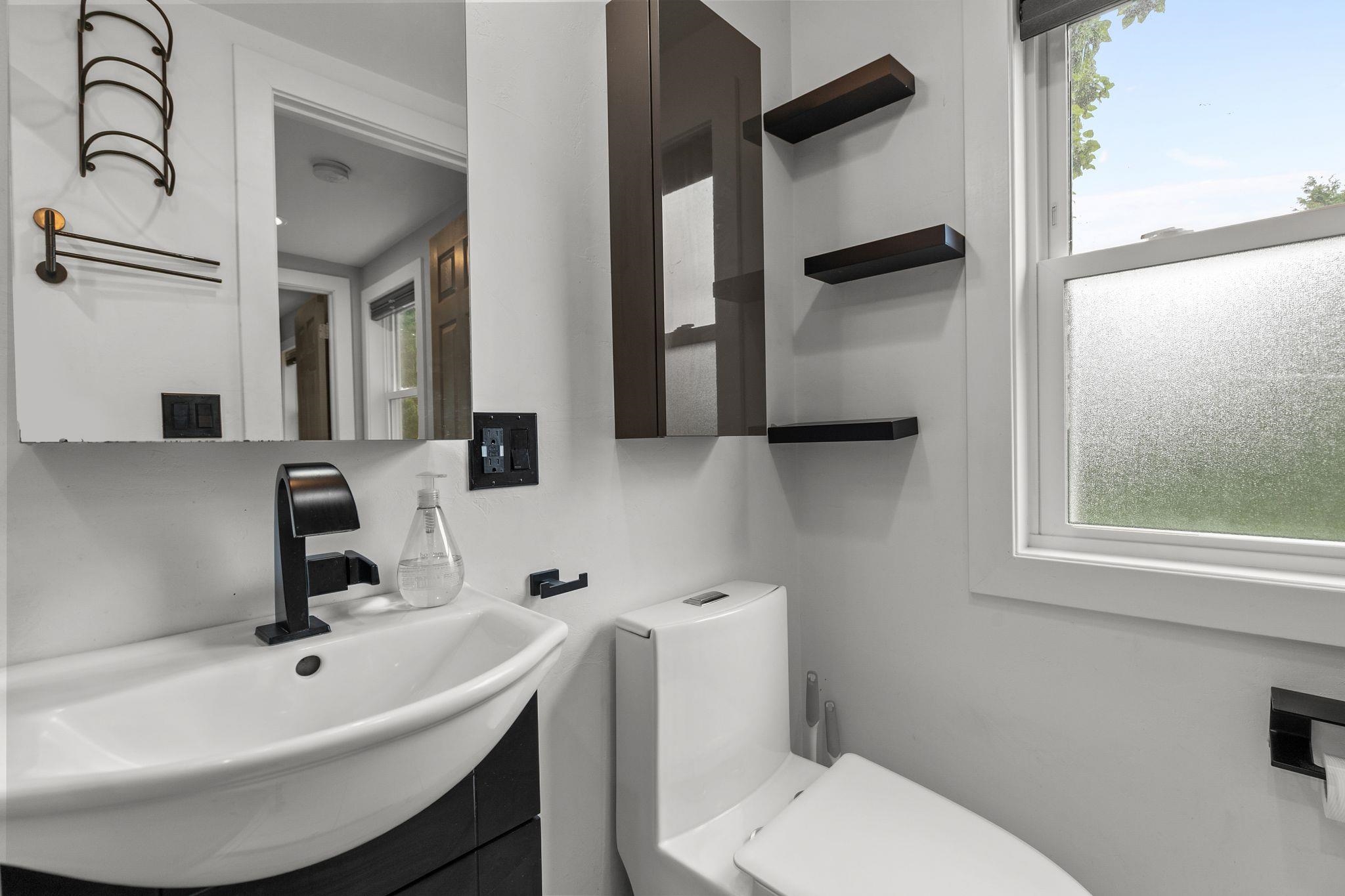 2084 Point Comfort Road Oshkosh, WI 54902 - Photo 31 of 45