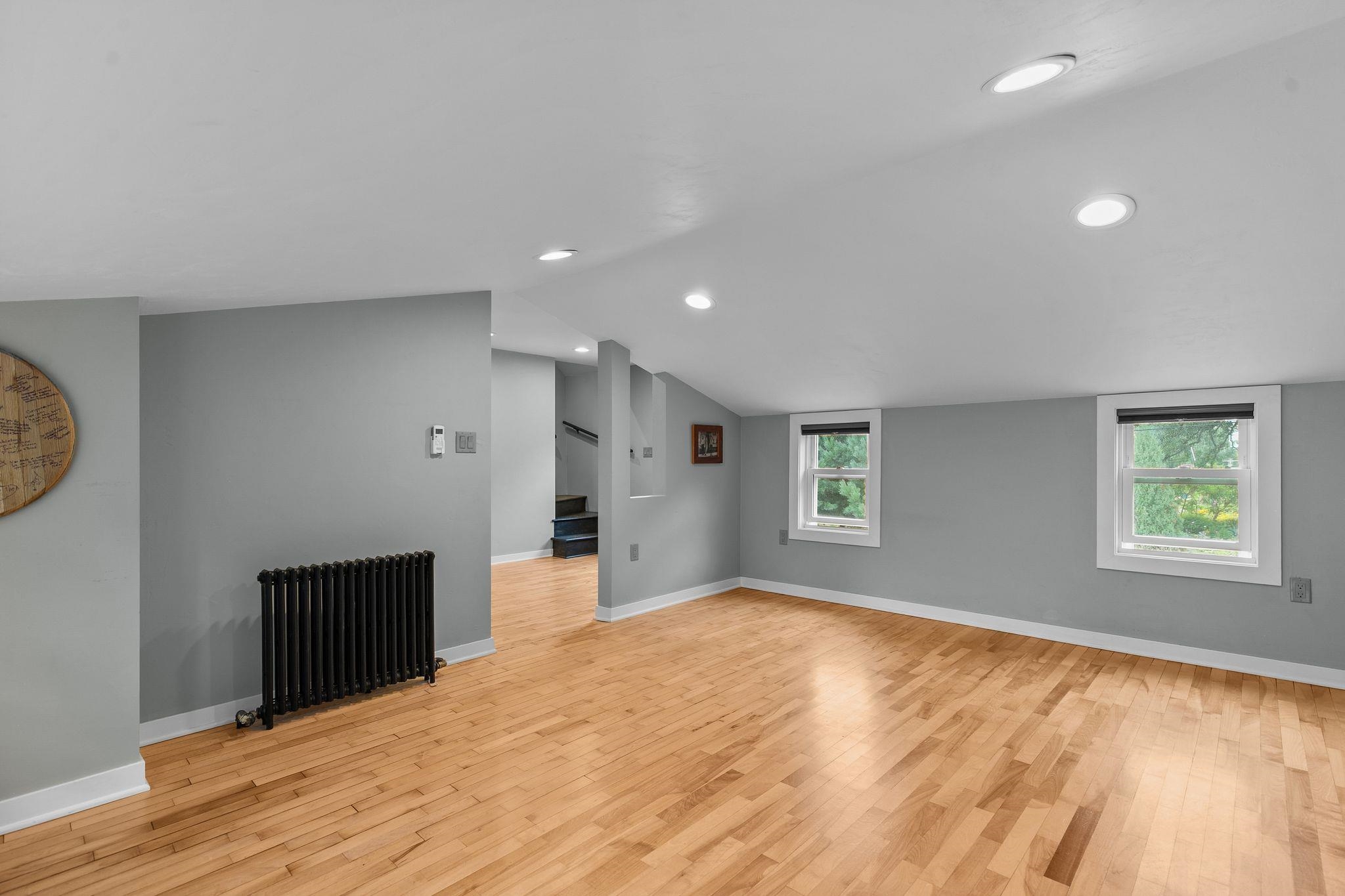 2084 Point Comfort Road Oshkosh, WI 54902 - Photo 34 of 45