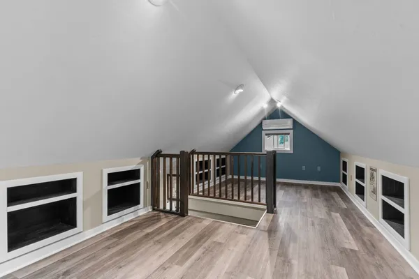 $379,900 | 2084 Point Comfort Road, Oshkosh, WI 54902