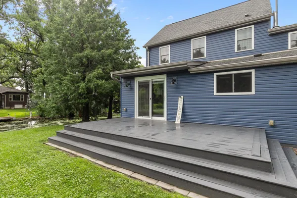 $379,900 | 2084 Point Comfort Road, Oshkosh, WI 54902