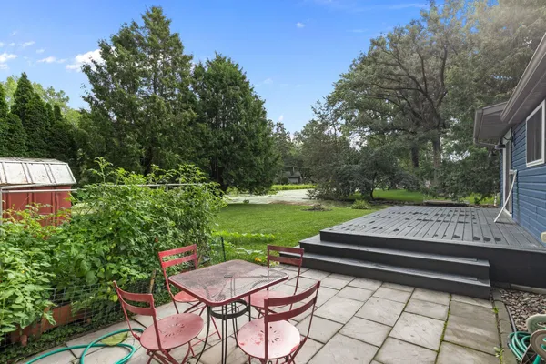 $379,900 | 2084 Point Comfort Road, Oshkosh, WI 54902