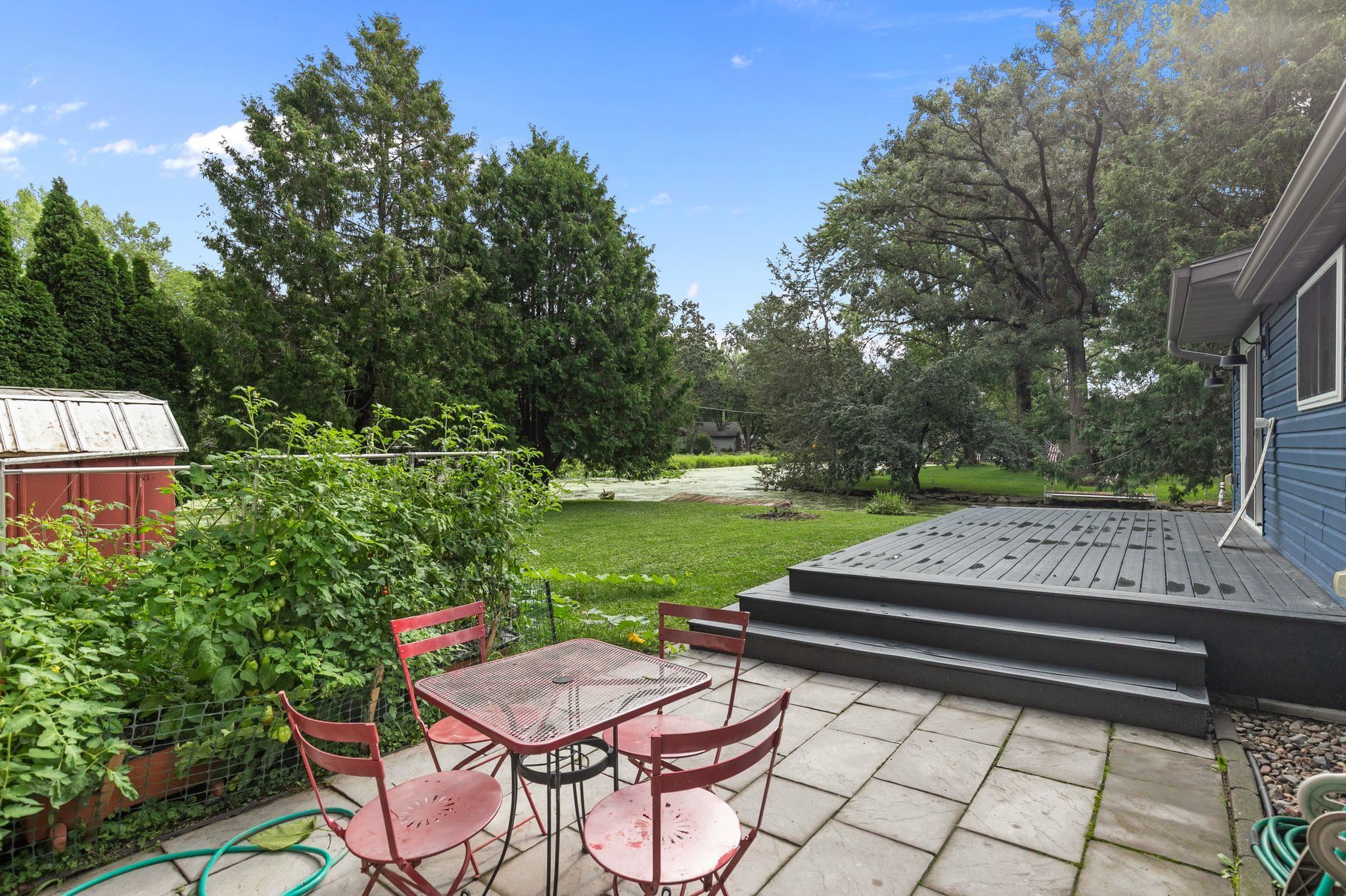 2084 Point Comfort Road Oshkosh, WI 54902 - Photo 44 of 45