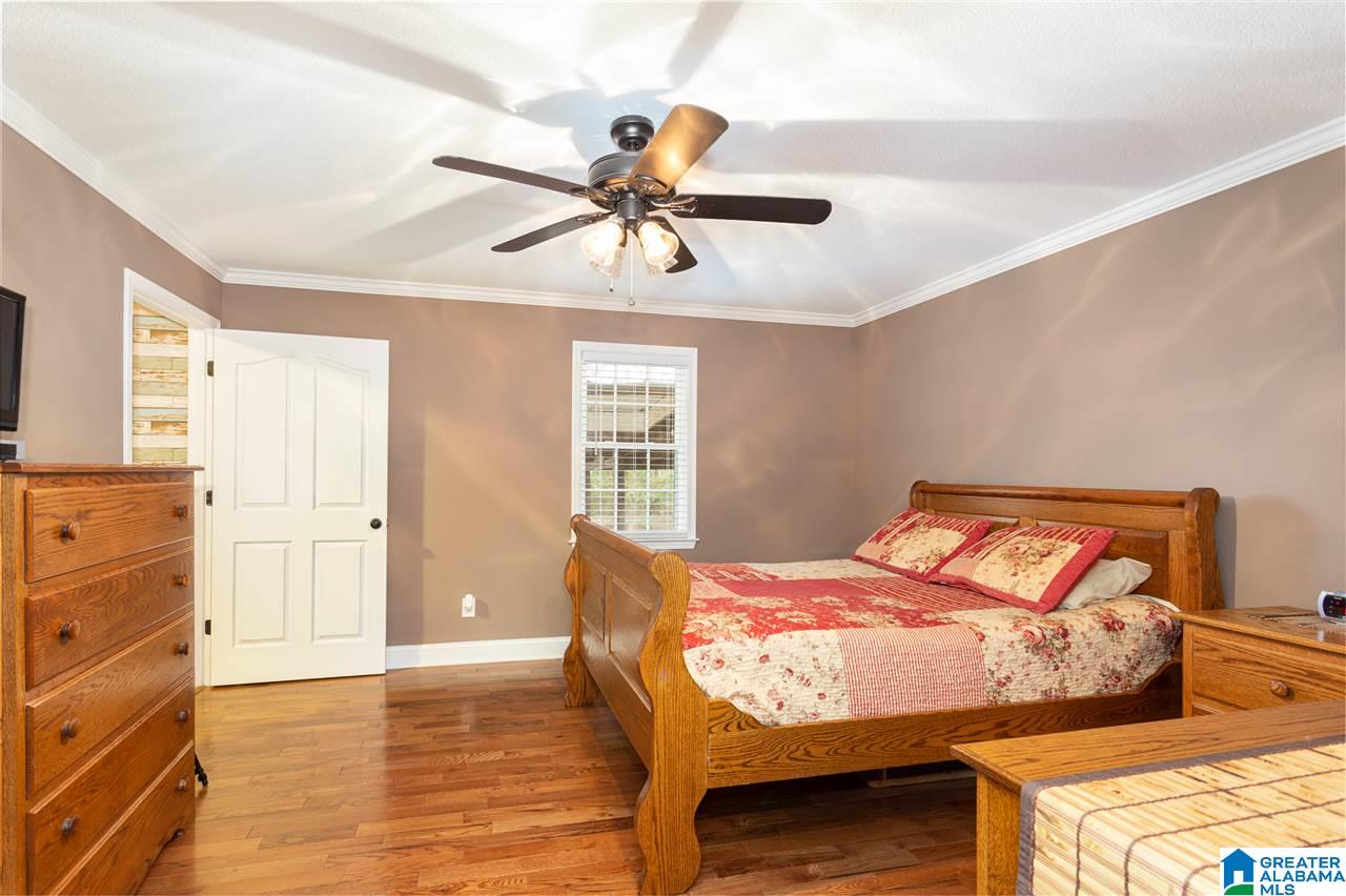 222 20th Street Oneonta, AL 35121 - Photo 21 of 38