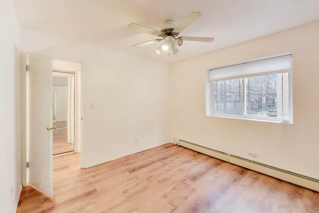 $2,350 | 5400 North Sheridan Road, Unit 210, Chicago, IL 60640