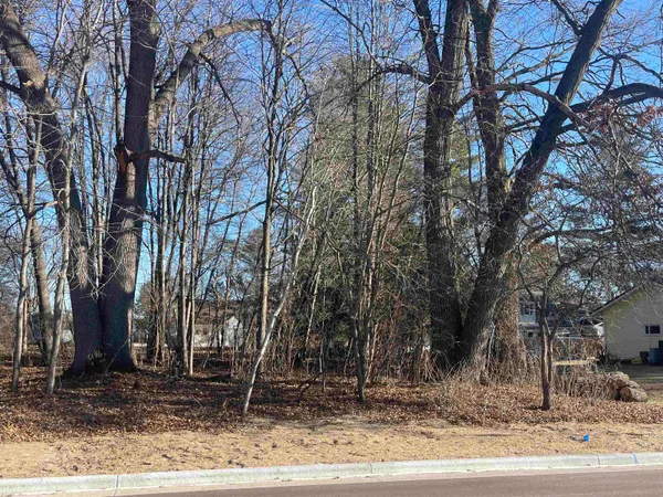 $24,000 | W598 Sunrise Way, Keshena, WI 54135