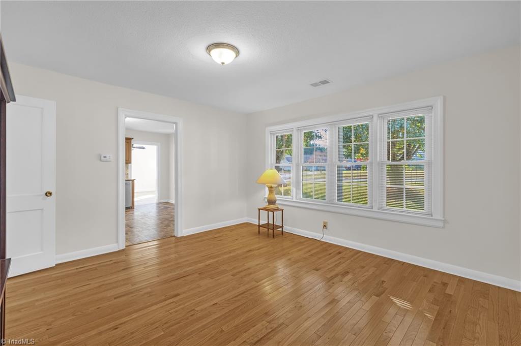 3555 Transou Road Pfafftown, NC 27040 - Photo 14 of 32 Gallery Image 14