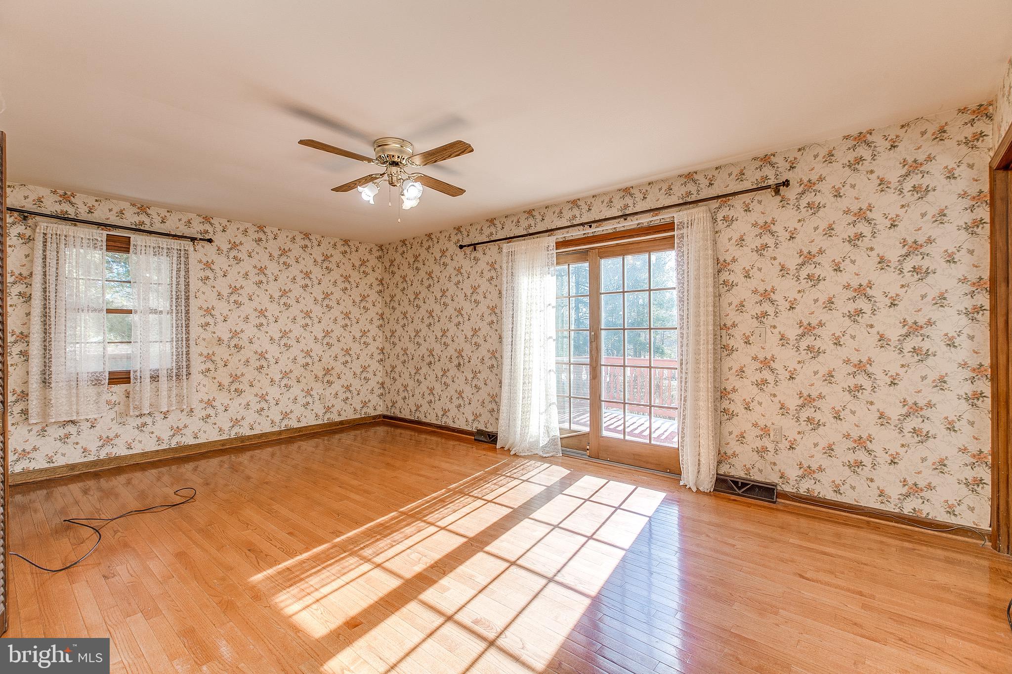 4249 Horine Road Jefferson, MD 21755 - Photo 21 of 33 Large master bedroom w/exit to deck