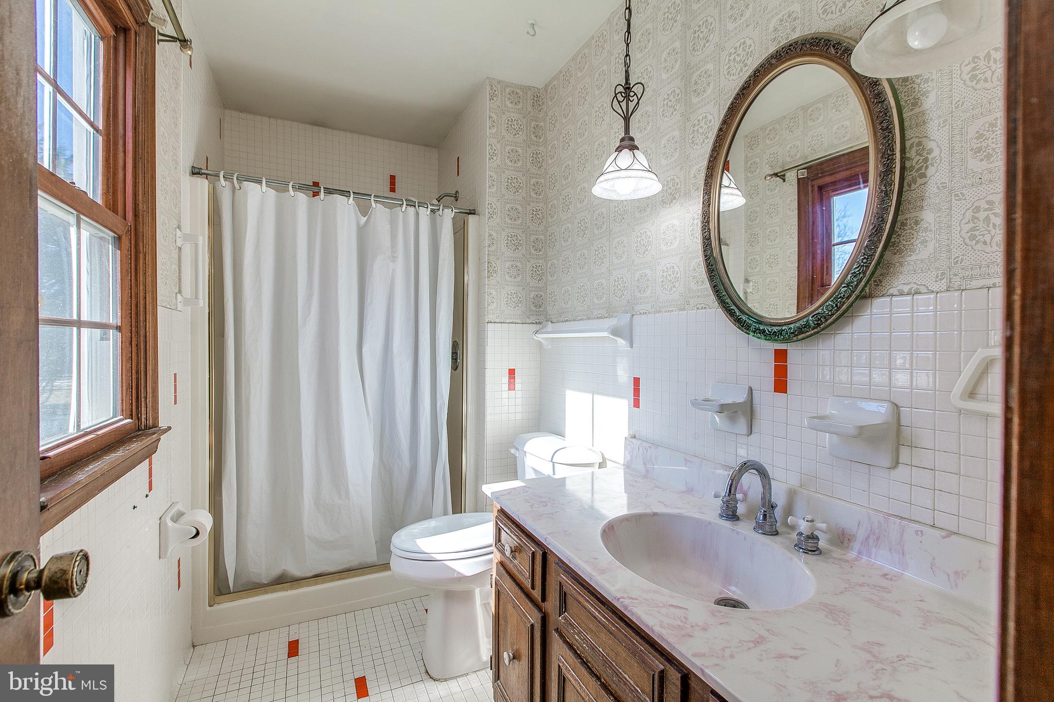 4249 Horine Road Jefferson, MD 21755 - Photo 22 of 33 Master bathroom