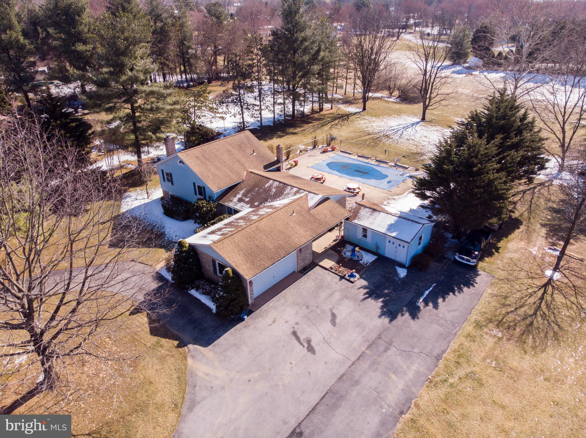 4249 Horine Road Jefferson, MD 21755 - Photo 4 of 33