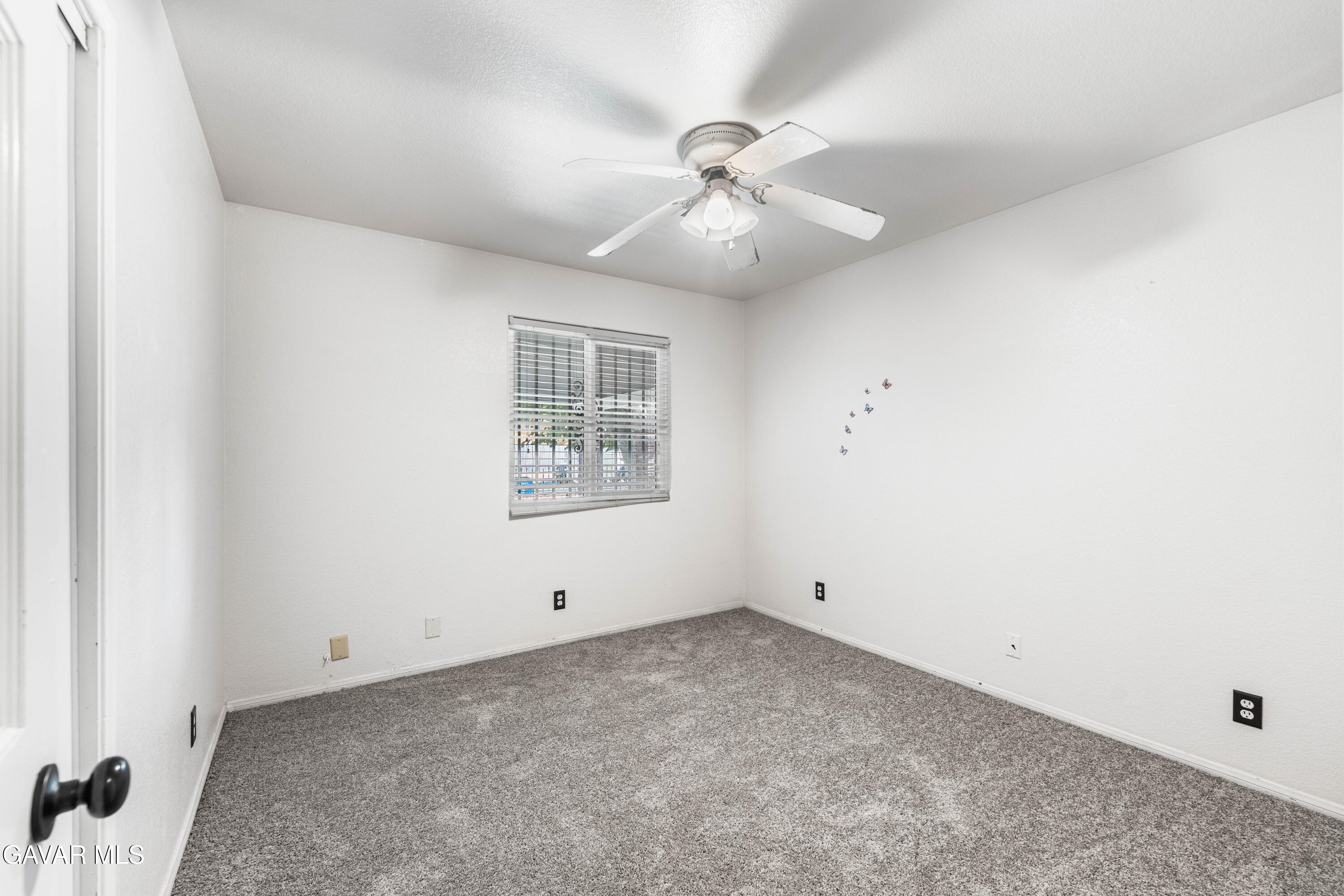 5241 East Ave R 12 Palmdale, CA 93552 - Photo 25 of 48 E Ave R12-23