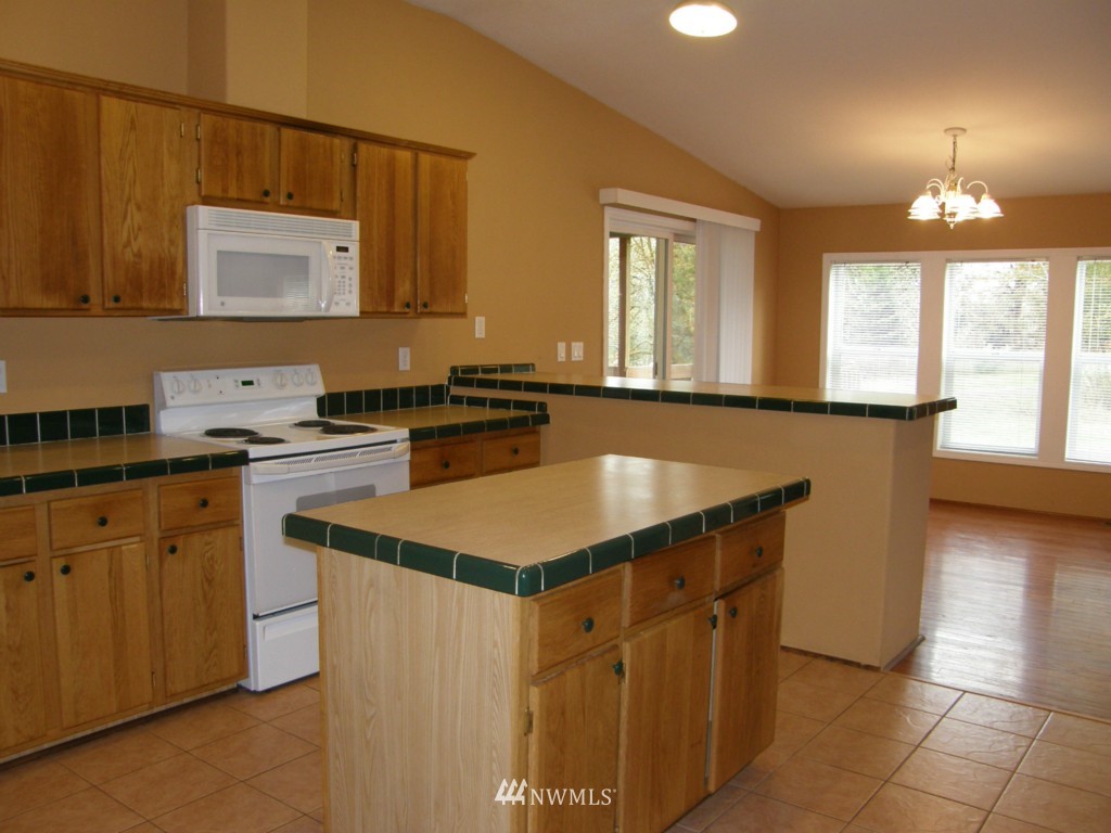43 Tuffree Road Hoquiam, WA 98550 - Photo 2 of 22 Gallery Image 2
