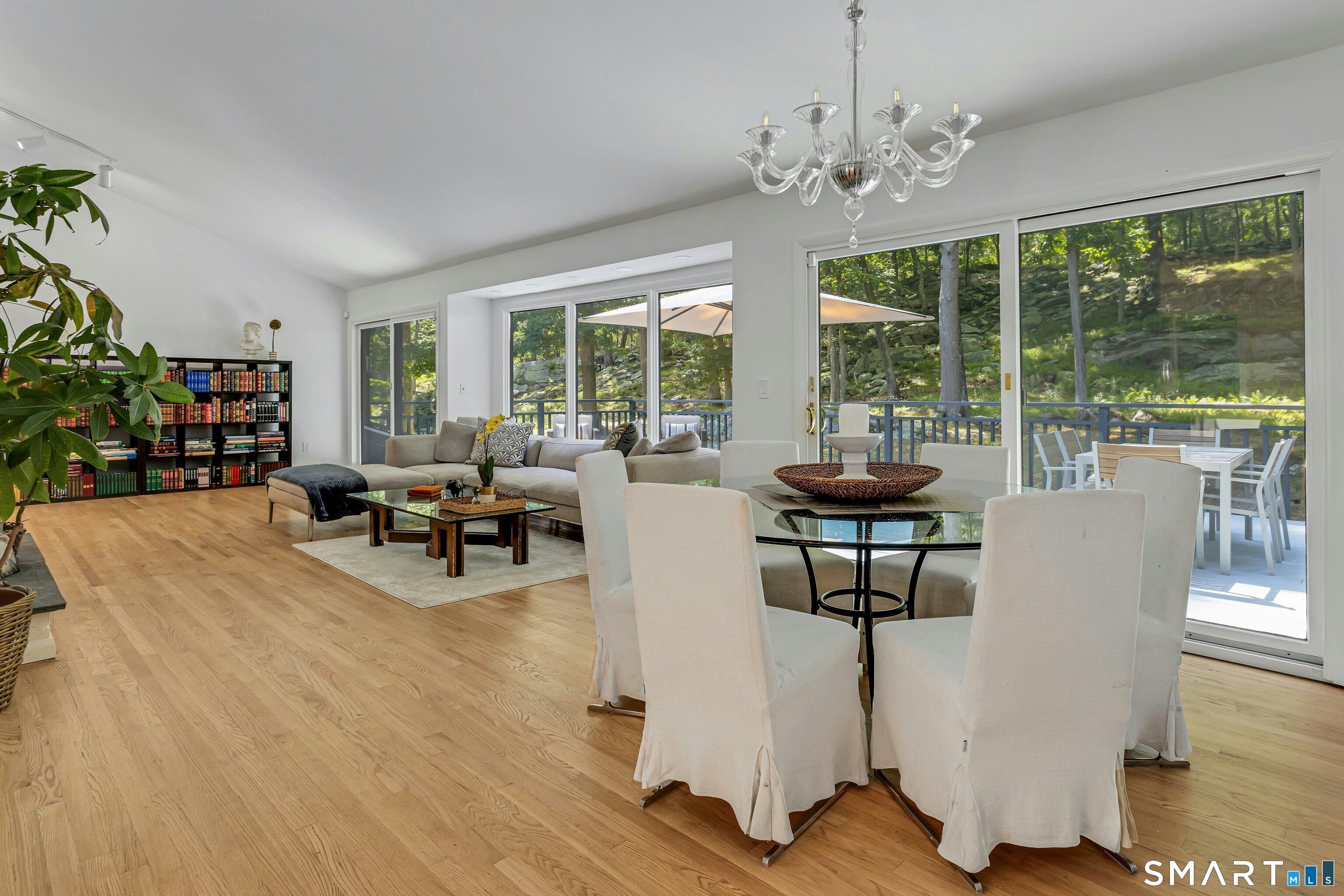 26 Hill Farm Road Weston, CT 06883 - Photo 5 of 37
