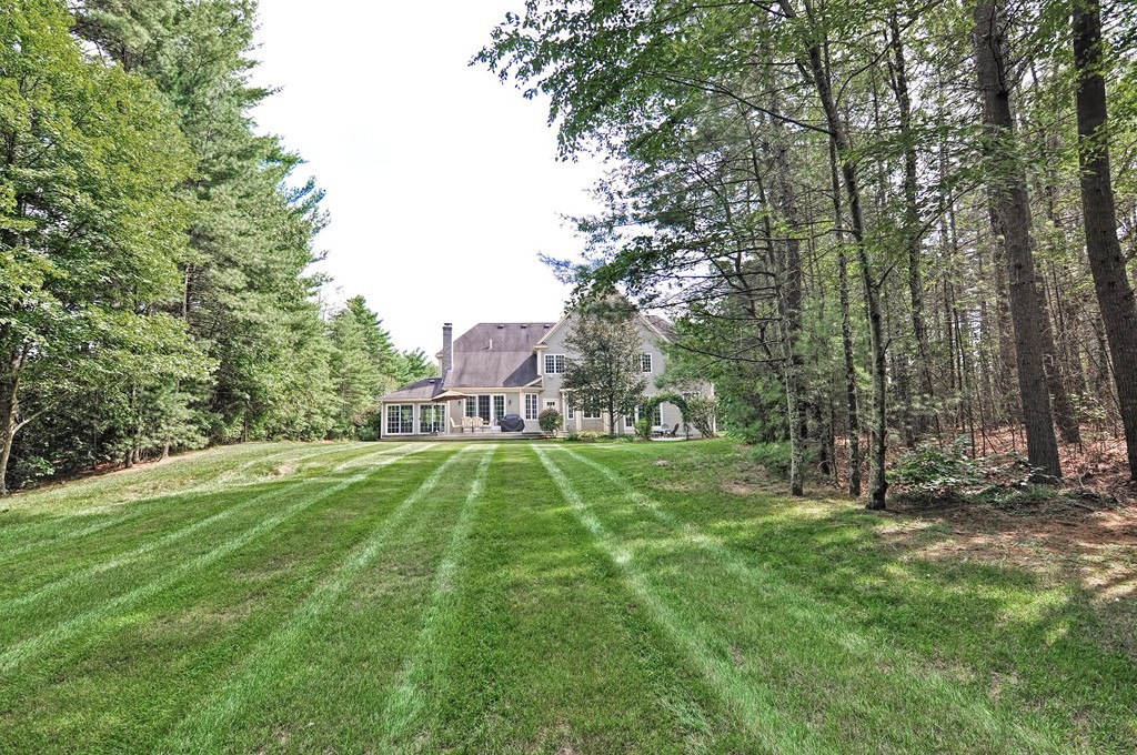 9 Riverbend Road Upton, MA 01568 - Photo 6 of 30