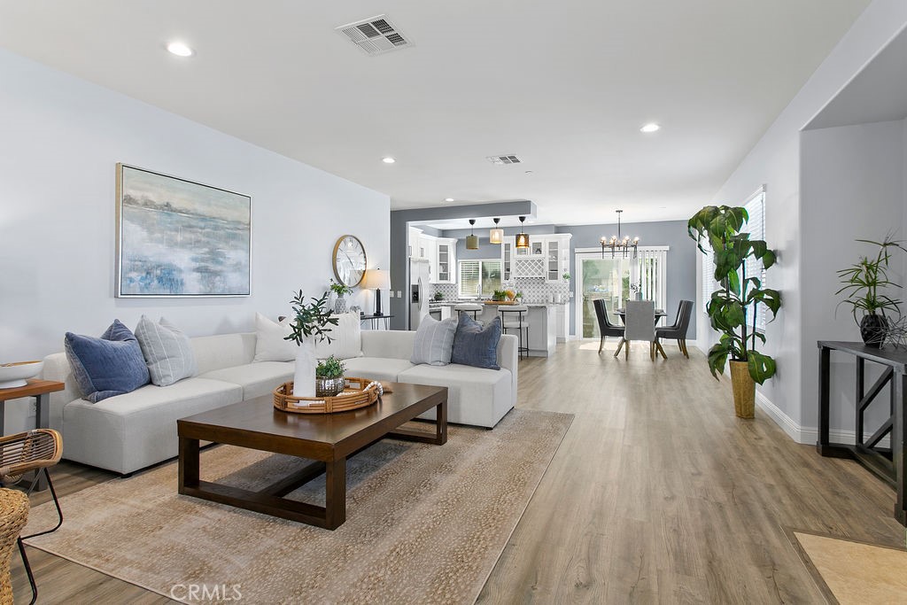 5612 Sprague Avenue Cypress, CA 90630 - Photo 4 of 31