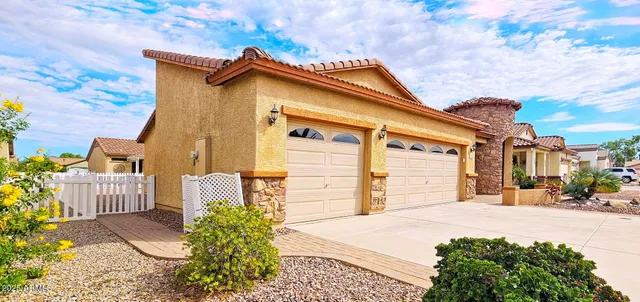 $449,000 | 2101 South Meridian Road, Unit 272, Apache Junction, AZ 85120
