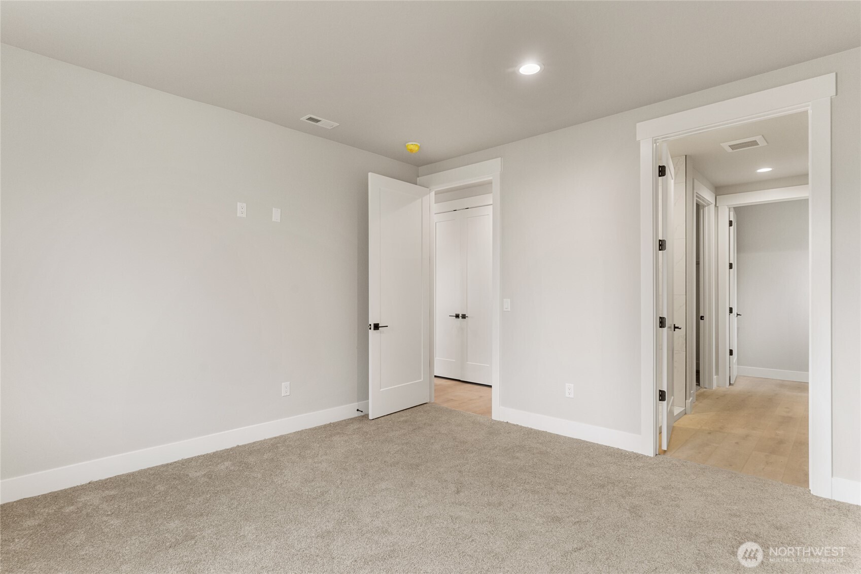 579 South Perry Avenue East Wenatchee, WA 98802 - Photo 22 of 23