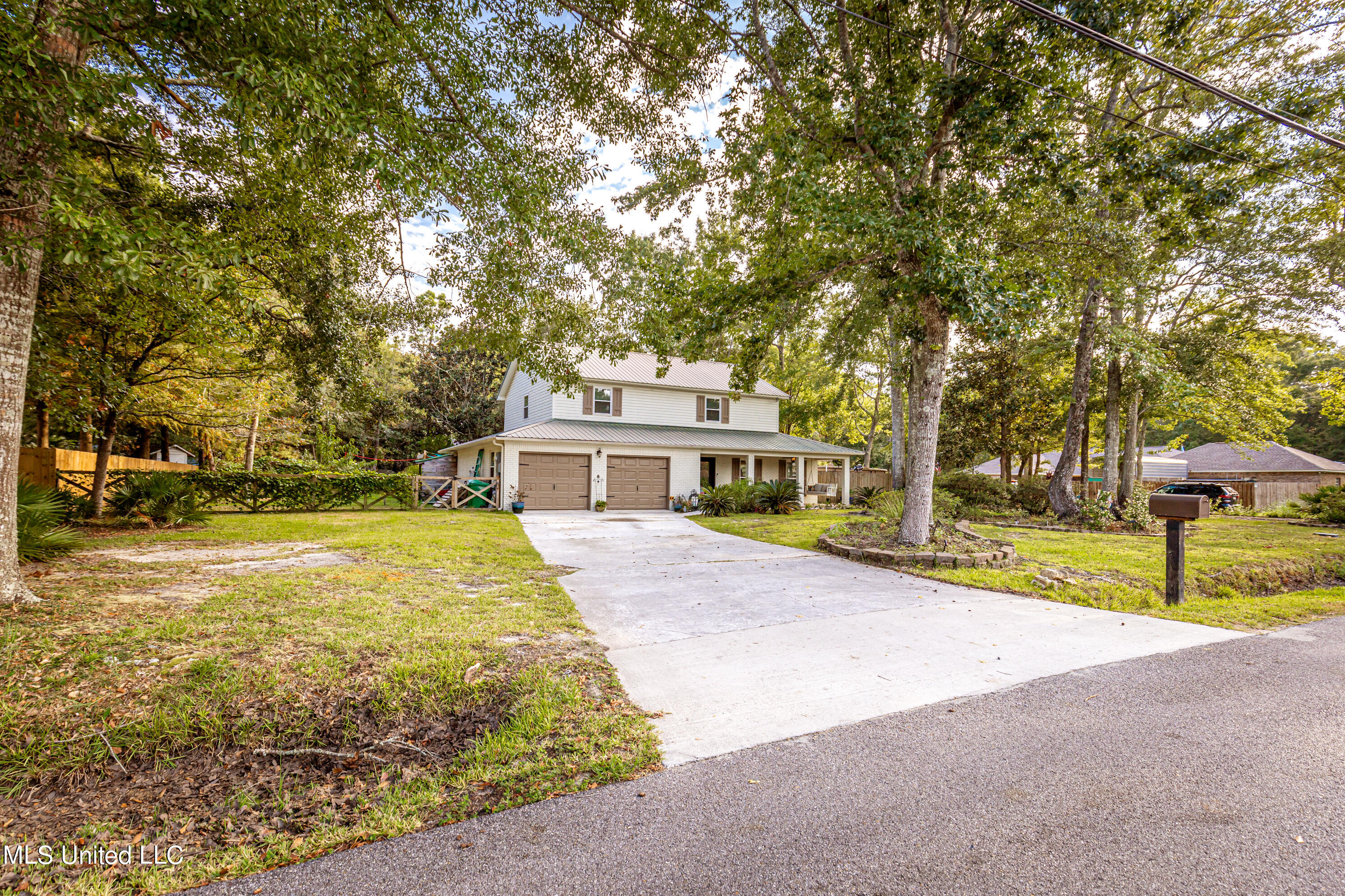 9313 Old Walnut Road Ocean Springs, MS 39564 - Photo 5 of 105 IMG_6374