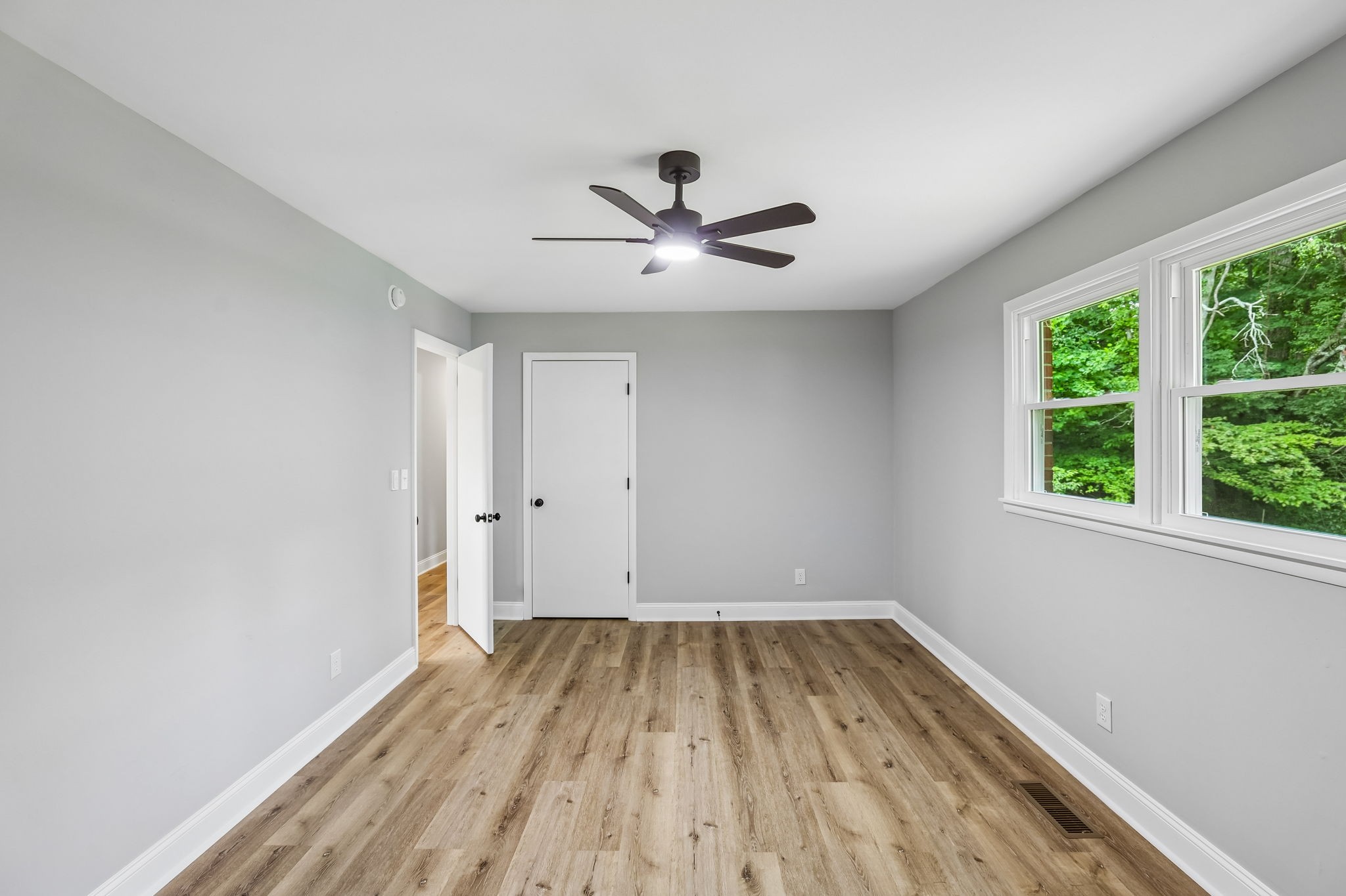 512 New Rock Creek Road Tullahoma, TN 37388 - Photo 10 of 32