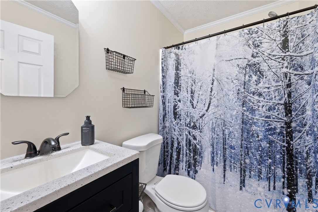 22060 Cabin Point Road Disputanta, VA 23842 - Photo 17 of 38