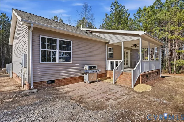 $325,000 | 22060 Cabin Point Road, Disputanta, VA 23842