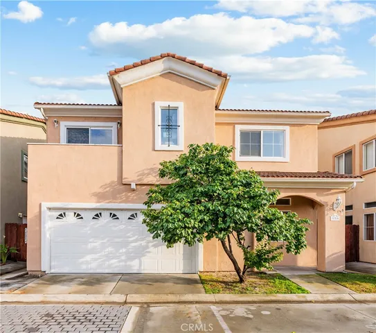 $799,900 | 939 Vía Camino, Unit 7, Wilmington, CA 90744