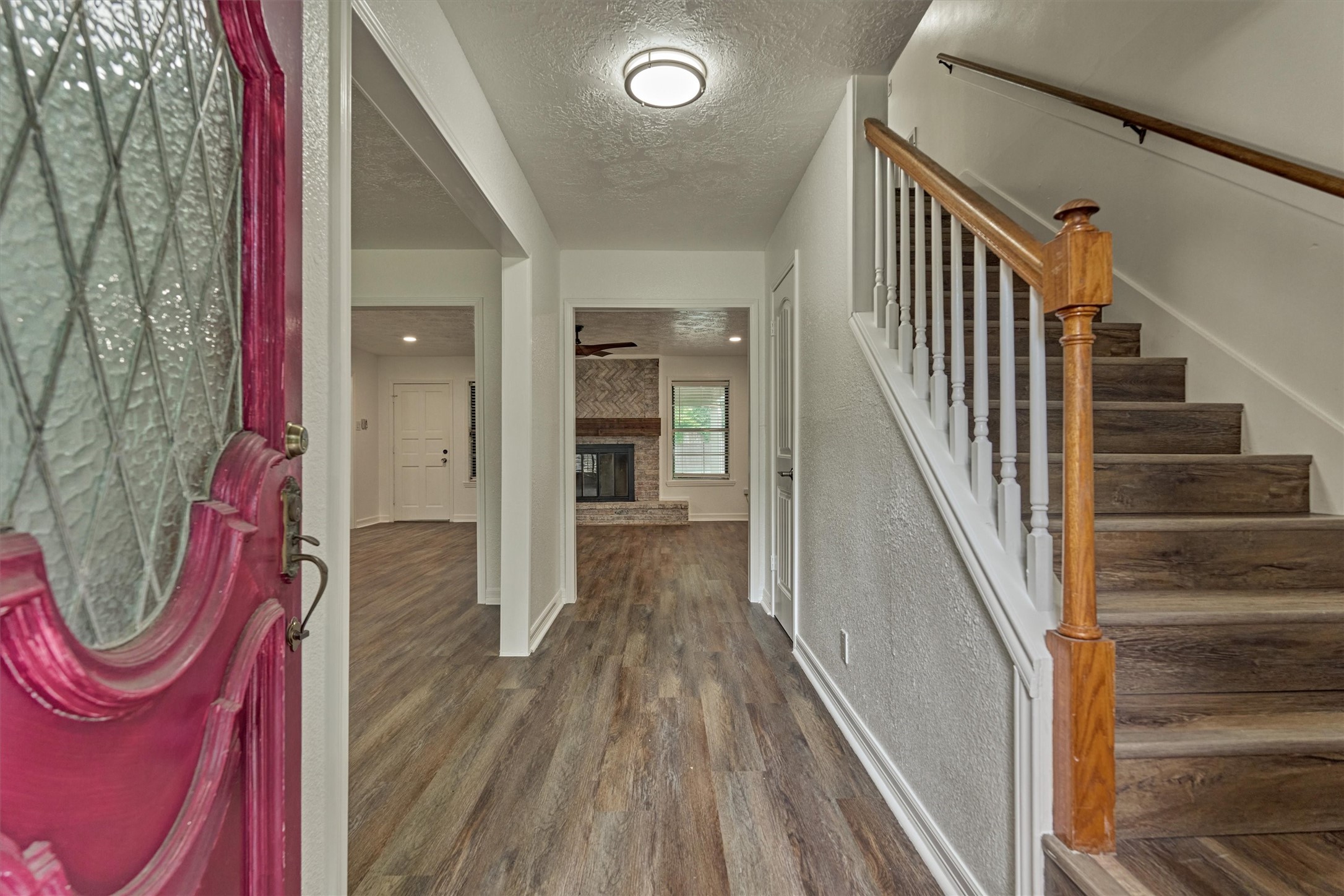 19426 Whitewood Drive Spring, TX 77373 - Photo 8 of 41 Entry