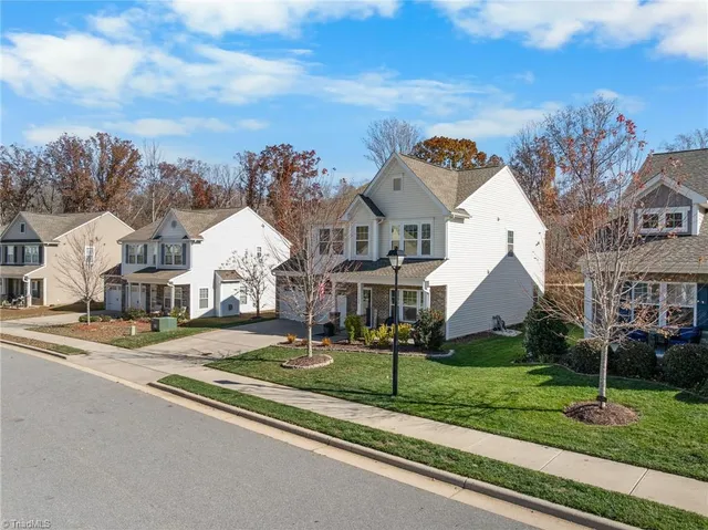 $399,000 | 1325 Red Deer Drive, Kernersville, NC 27284