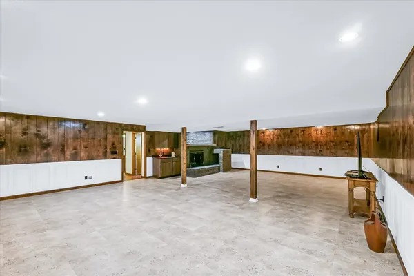 $420,000 | 4111 Farhills Drive, Champaign, IL 61822