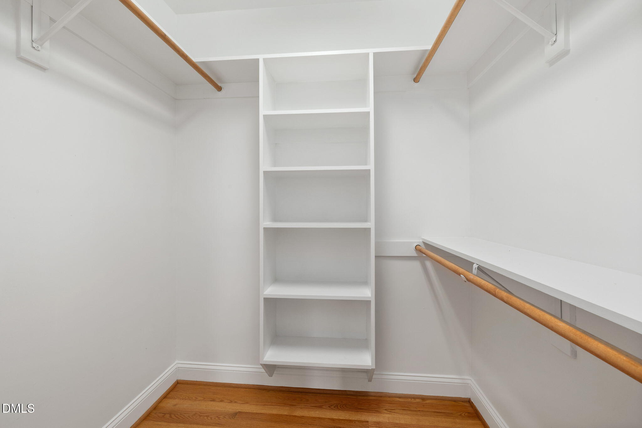 7219 Newport Avenue Raleigh, NC 27613 - Photo 36 of 54 43-web-or-mls-DX3A9639