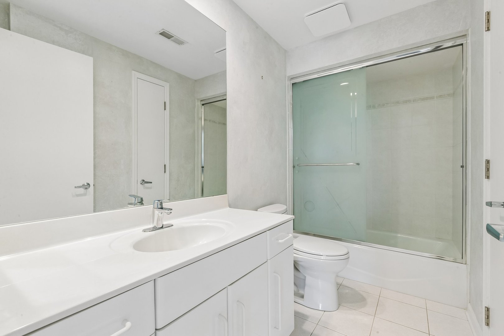 209 Rivershire Lane, Unit 504 Lincolnshire, IL 60069 - Photo 30 of 40