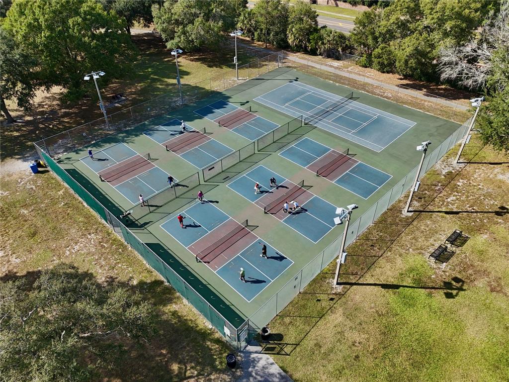 300 Springview Drive Sanford, FL 32773 - Photo 50 of 55 a view of a tennis court