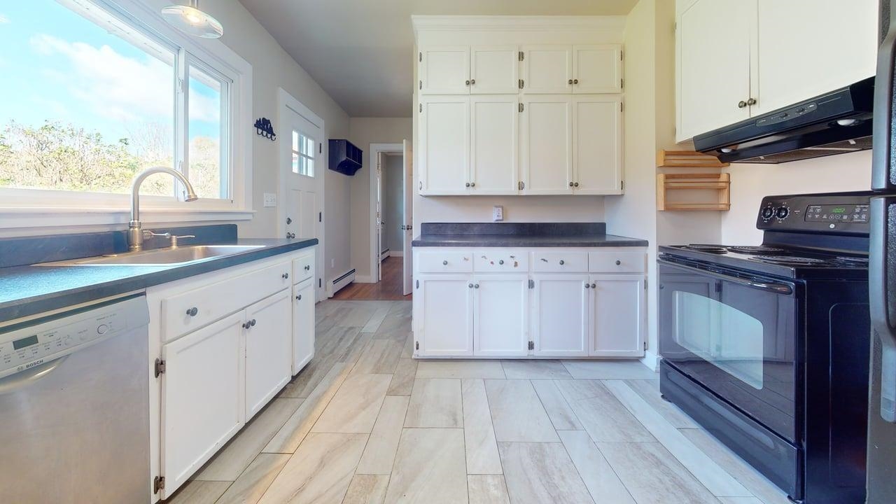 937 Highway 30 Dorset, VT 05251 - Photo 3 of 19