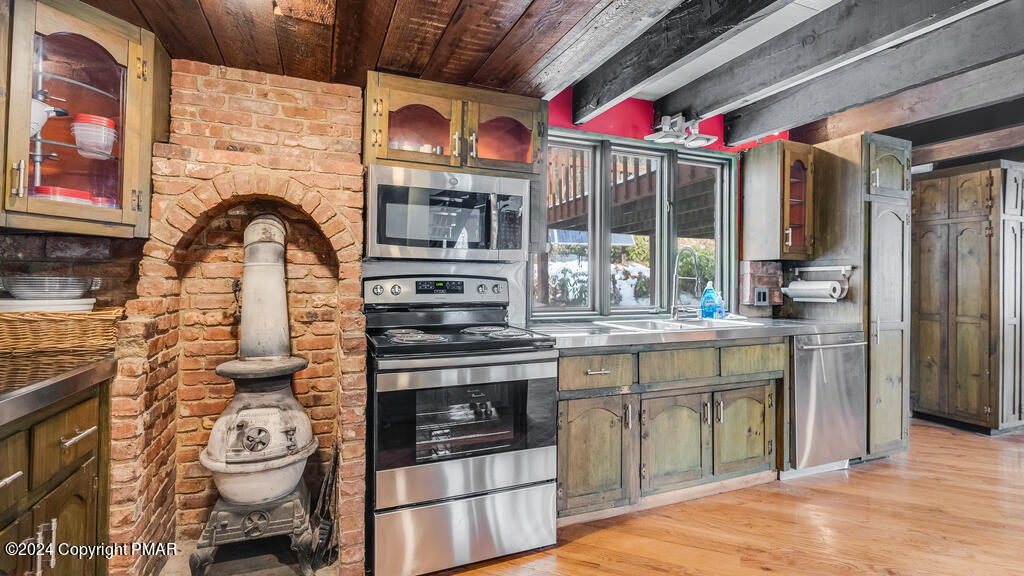 192 Mailbox Road Pocono Lake, PA 18347 - Photo 17 of 34 DSC09795