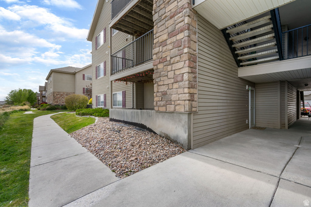 37 West Ridge Road Saratoga Springs, UT 84045 - Photo 5 of 32