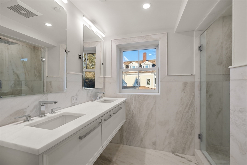 1 School Street, Unit R2 Manchester, MA 01944 - Photo 7 of 17