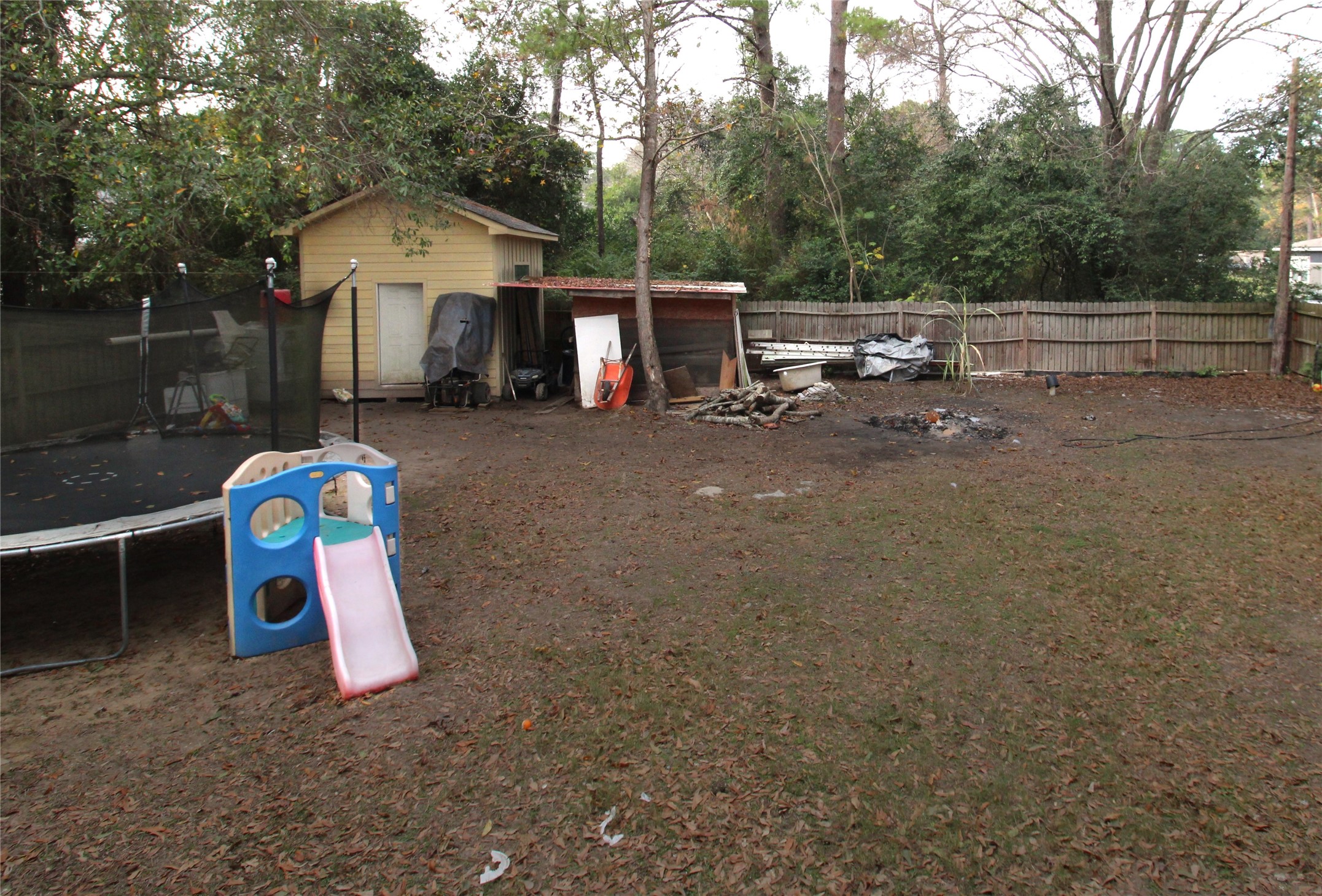 820 Railroad Avenue Shepherd, TX 77371 - Photo 28 of 29 a view of outdoor space and yard