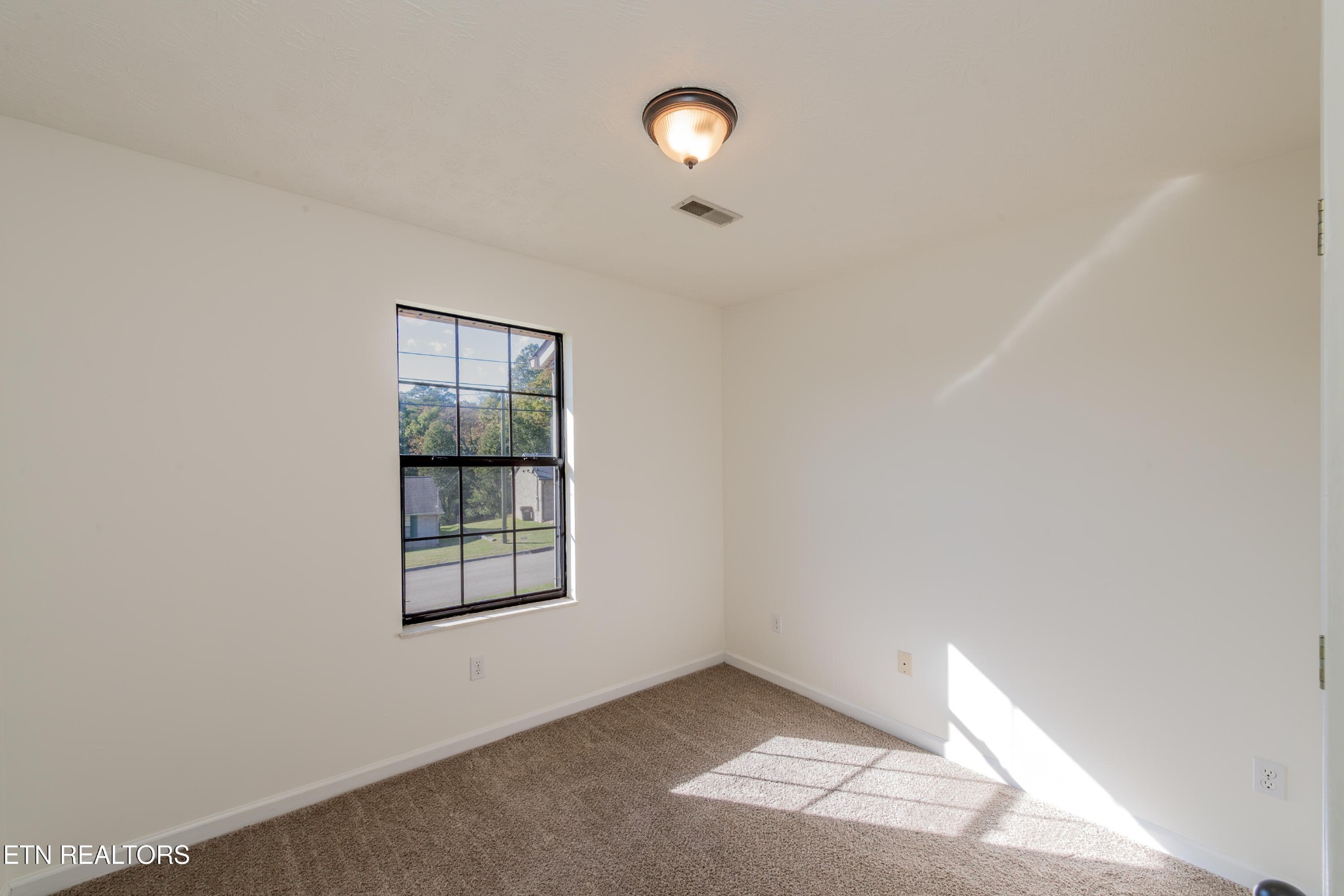 4926 Stewart Ridge Road Knoxville, TN 37938 - Photo 13 of 19 Gallery Image 13