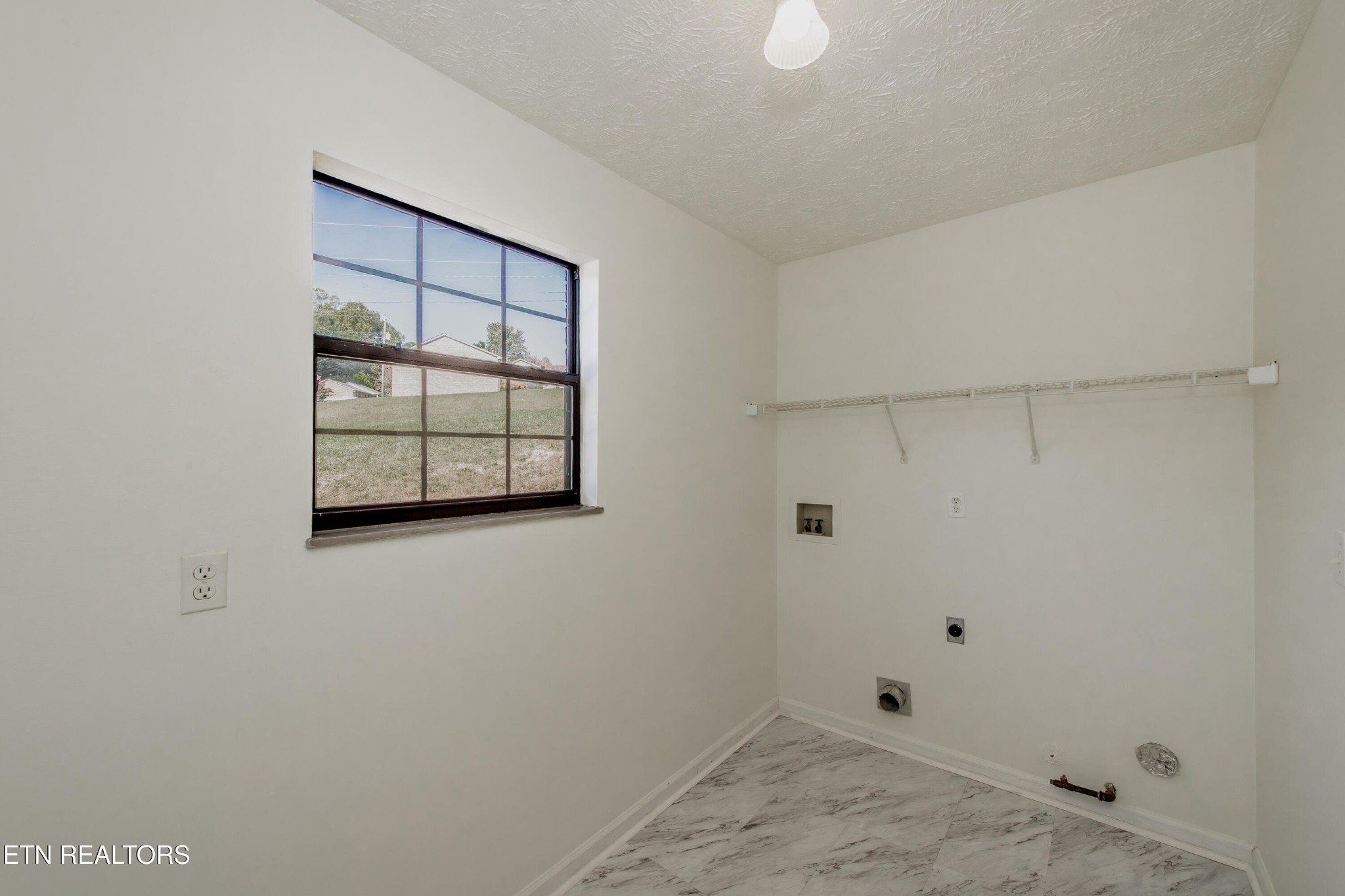 4926 Stewart Ridge Road Knoxville, TN 37938 - Photo 14 of 19 Gallery Image 14