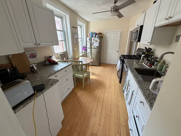 $5,600 | 140 Prince Street, Unit 78, Boston, MA 02113