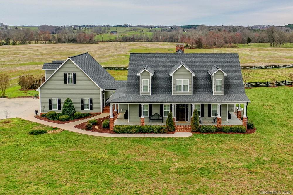 3385 Killian Road Lincolnton, NC 28092 - Photo 1 of 42 Gallery Image 1
