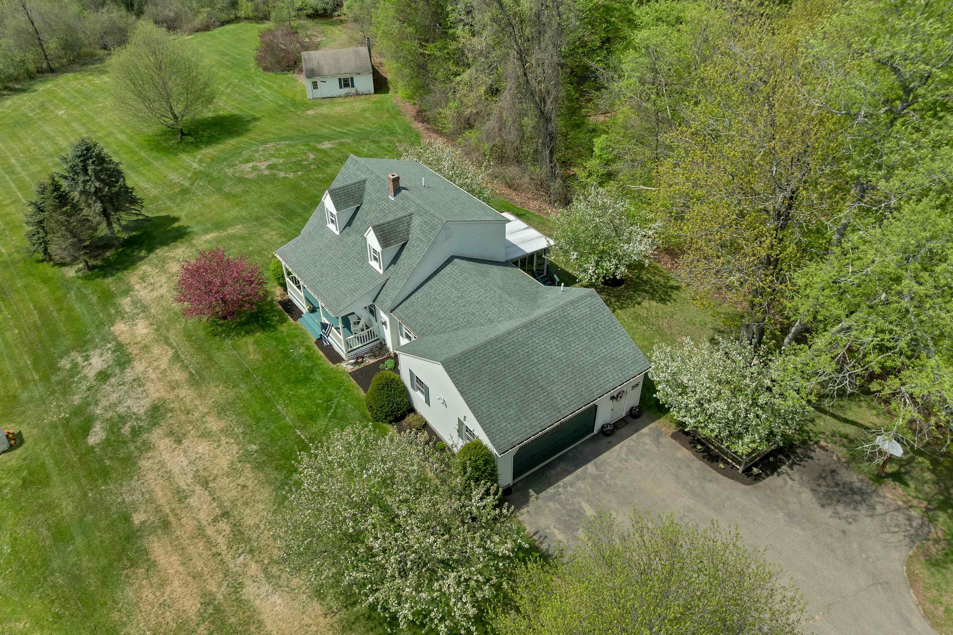 145 Turnpike Road Northfield, NH 03276 - Photo 8 of 58