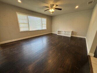 4005 45th Street Lubbock, TX 79413 - Photo 2 of 9 large (1)